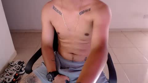 mysteryboy_thin16 online show from May 20, 9:54 pm