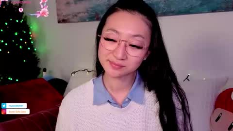 MySweetSofie online show from December 20, 11:12 pm