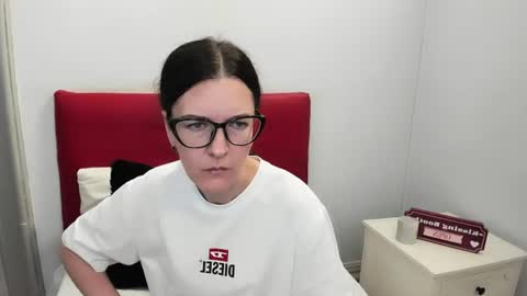 nadiatrue online show from July 20, 2:52 pm