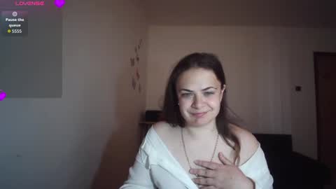 nadiiamorgun online show from June 25, 7:02 am