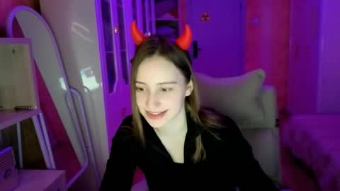 naebina online show from December 1, 2:53 am