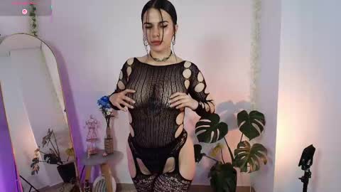 Snapshot of naho_4269 chatting on September 11, 2:13 am Naho  Sigueme en mis Redes Sociales Follow me on my social networks online show from September 11, 2:13 am