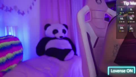 nahomy 2308 online show from April 29, 11:37 am