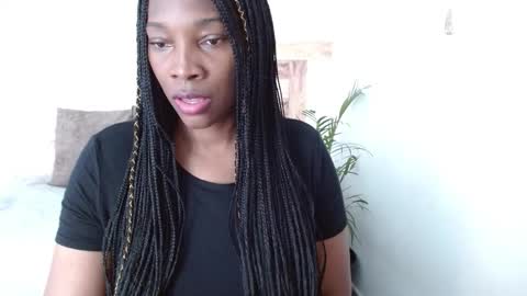 nahomy_gree online show from March 22, 6:45 pm