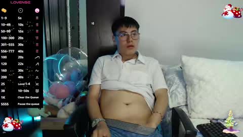 naimcruise online show from December 13, 3:38 am