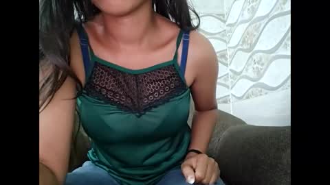 Snapshot of naina00123 chatting on October 31, 11:54 am Naina online show from October 31, 11:54 am