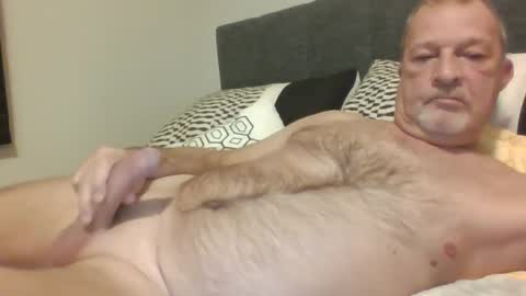 Snapshot of naked4ladies2 chatting on December 18, 10:02 pm Naked4Ladies online show from December 18, 10:02 pm