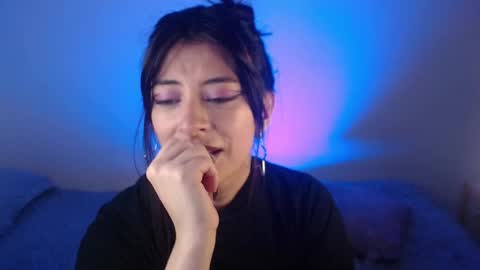 nala_saphir online show from November 11, 7:54 am