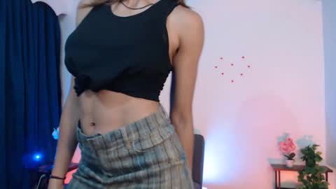 Snapshot of nale4u chatting on February 22, 4:29 am Nale  Next Stream on November 6th at 2230pm CT online show from February 22, 4:29 am