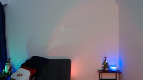 Snapshot of nale4u chatting on December 28, 8:05 am Nale  Next Stream on November 6th at 2230pm CT online show from December 28, 8:05 am