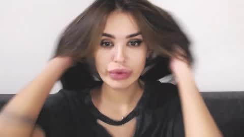 Lady online show from November 15, 8:10 pm