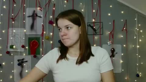 Nana online show from November 19, 9:19 am