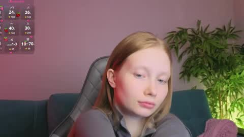 Maeve online show from March 31, 8:20 pm