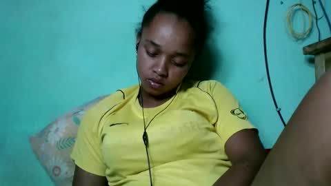 nandrianina416143 online show from March 1, 4:39 am