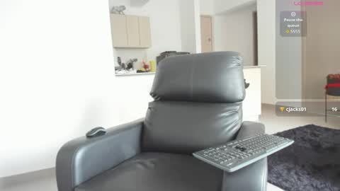 Nanis online show from May 21, 10:16 pm