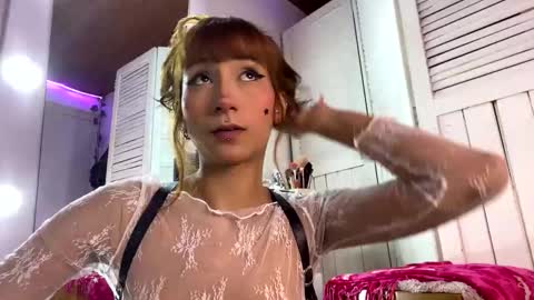  Naomi  online show from May 7, 5:30 pm