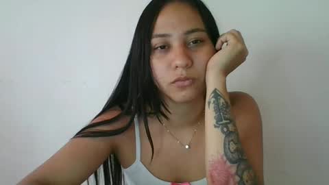 Mia online show from January 18, 7:26 pm