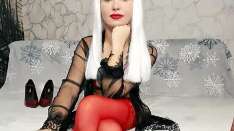 Naomi online show from February 18, 8:14 am