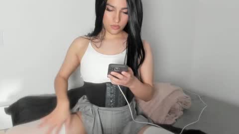 Naomi Moore online show from September 24, 12:39 am