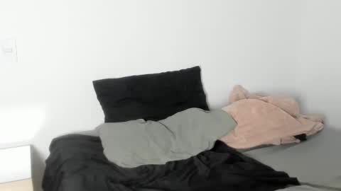 Naomi Moore online show from September 8, 10:53 pm