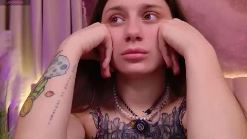 Naomi online show from November 21, 5:38 am