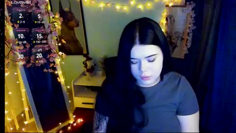 Naomi online show from February 17, 9:58 pm