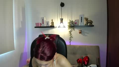 naomy online show from August 7, 9:02 pm