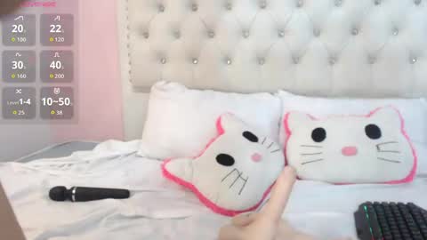 Naomy online show from April 16, 4:45 am