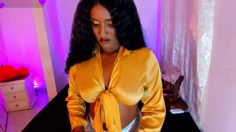 Naomy online show from October 28, 8:43 pm