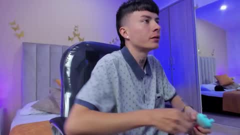 Nascary Fox online show from January 7, 7:52 pm