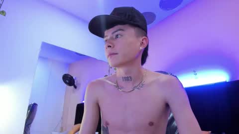 Nascary Fox online show from December 5, 8:50 pm