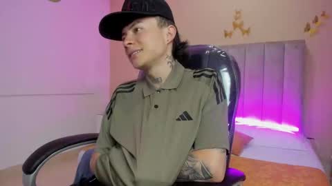 Nascary Fox online show from February 16, 8:07 pm