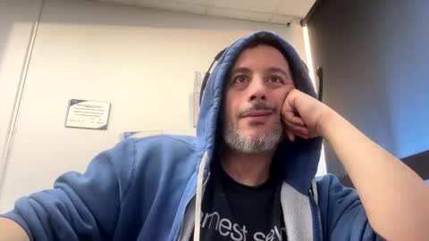 nassobout online show from March 2, 10:16 pm