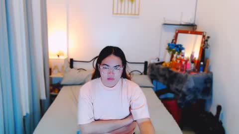 nasthy_charllot online show from August 2, 1:29 am