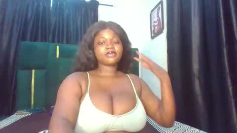 Amanda online show from March 13, 8:01 pm