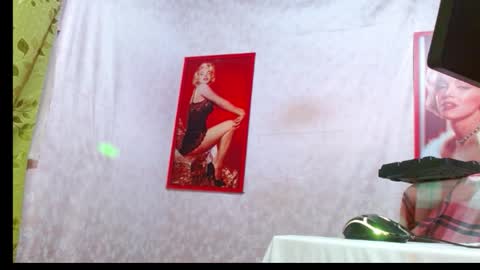Snapshot of nat_ardient chatting on October 17, 2:37 am Nat ardent online show from October 17, 2:37 am