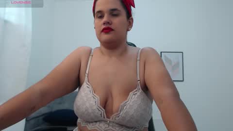 Nathalia online show from November 12, 7:05 pm