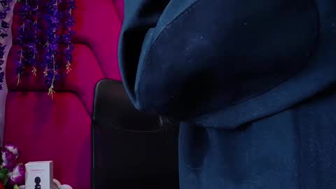 natalia pinkk online show from October 18, 4:55 pm