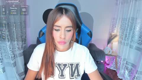 Natalia Len online show from January 27, 4:09 am