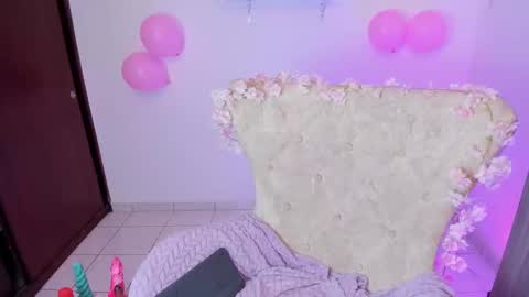 Nataliua Henao online show from September 29, 12:53 am