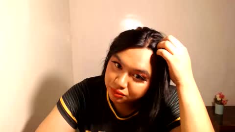 natalie_evans22 online show from June 10, 4:39 pm