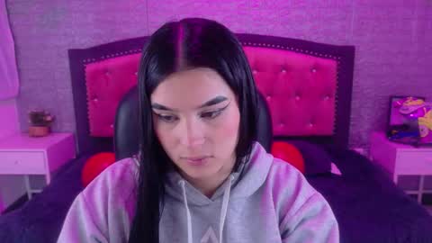 natalie  online show from March 2, 3:44 am