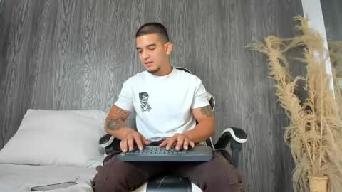 natan_77 online show from April 27, 2:25 pm