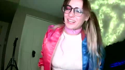 natasha_123341319 online show from October 31, 6:47 am