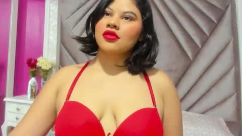 Snapshot of natasha_bigbooty chatting on October 2, 1:32 pm natasha online show from October 2, 1:32 pm
