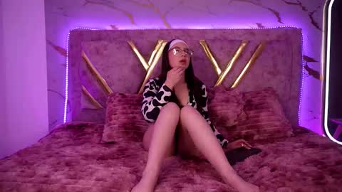 Natasha Vesper  online show from October 29, 1:02 pm