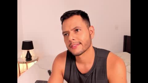 Nate Ocean online show from December 3, 1:25 am