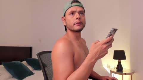 Nate Ocean online show from December 7, 9:55 am