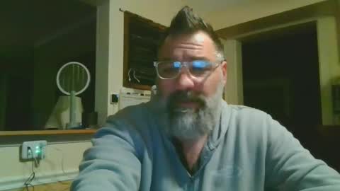 lombardIL online show from January 3, 2:10 am