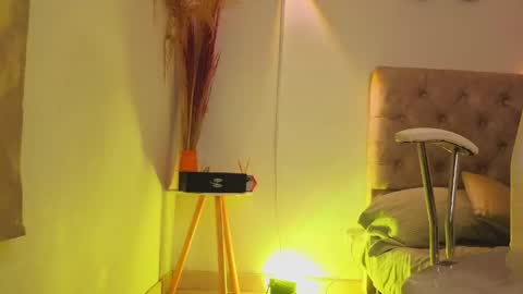 nathaly sky online show from March 11, 10:40 am